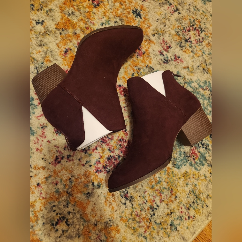 SO Burgundy Suede Booties-Size 8.5-Like New